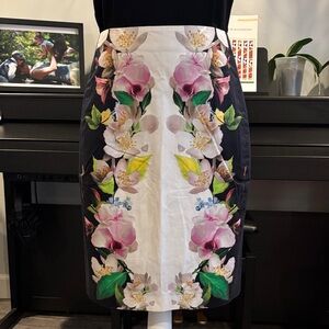 Ted Baker London Black and White Floral Pencil Skirt